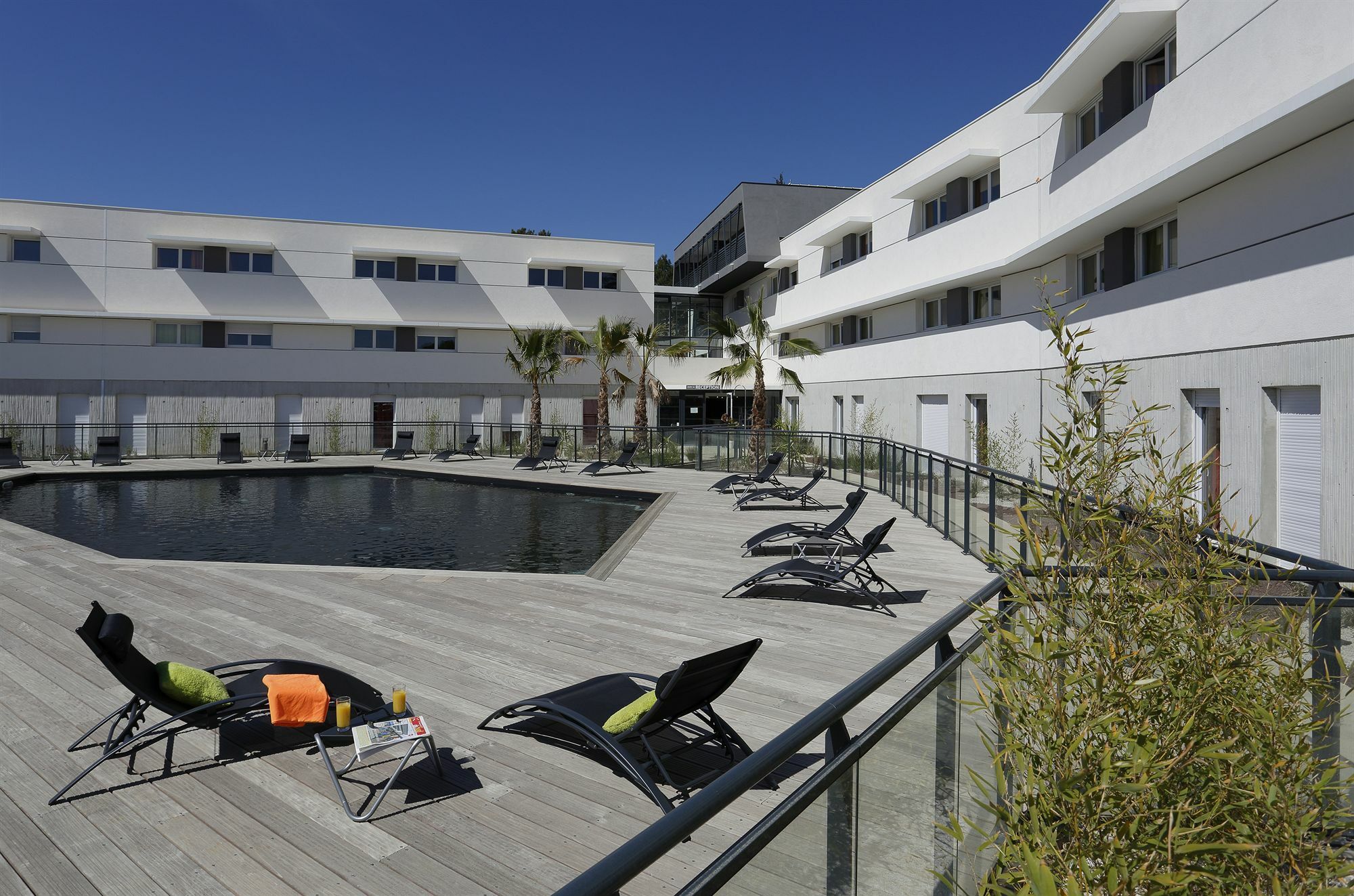 Vacanceole - Le Terral - Montpellier Sud Aparthotel Saint-Jean-de-Védas Buitenkant foto